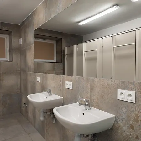 Hostel Torunska 50 Centrum
