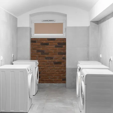 Torunska 50 Centrum Hostel